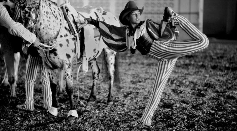 The Art Of Seeing The Equestrian West: Western Photography